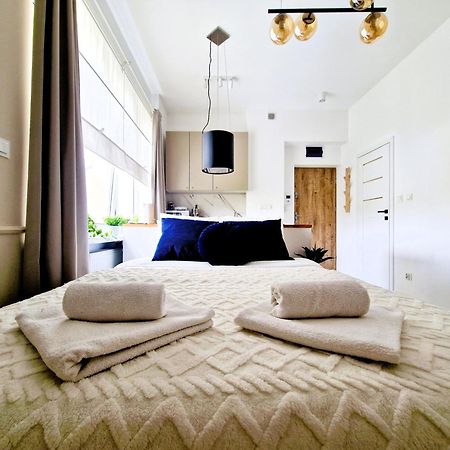J&W Apartments Grojecka Glam Flat Warschau Buitenkant foto