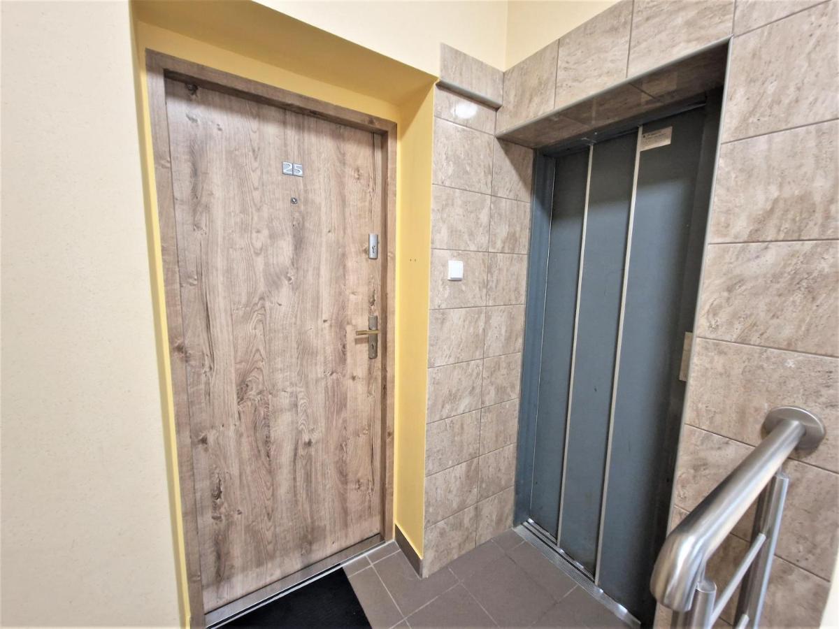 J&W Apartments Grojecka Glam Flat Warschau Buitenkant foto